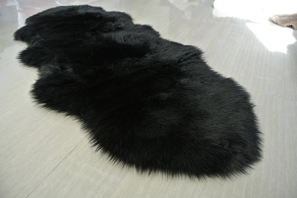 Faux Fur Rug Black Double Pelt Shape 1200GMS