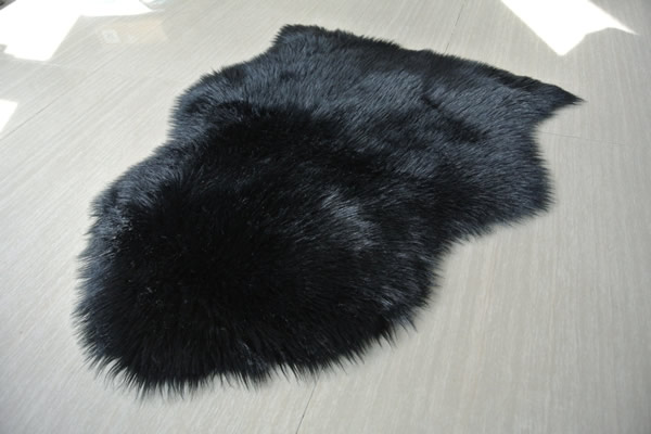 Faux Fur Rug Black Sheepskin Shape 1200GMS